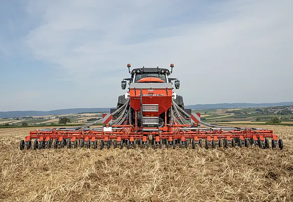 SEMĂNĂTOARE MEGANT 802R