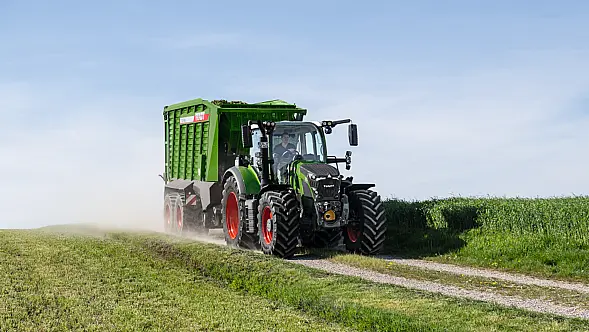 NOU. FENDT seria 600.