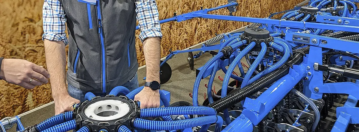 BLUE INNOVATION DAY: CELE MAI NOI TEHNOLOGII DE PREGĂTIRE A TERENULUI. Oferta companiei Lemken