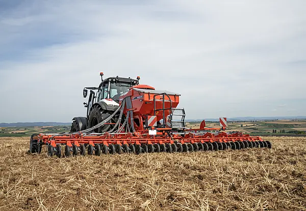 SEMĂNĂTOARE MEGANT 802R