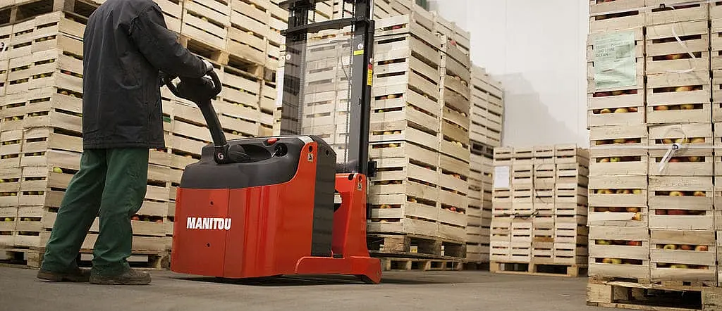 Echipamente de magazinaj MANITOU