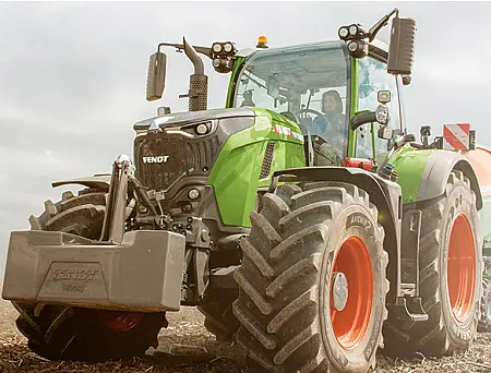 alt_Tractor Seria 700 Vario Gen 7.1