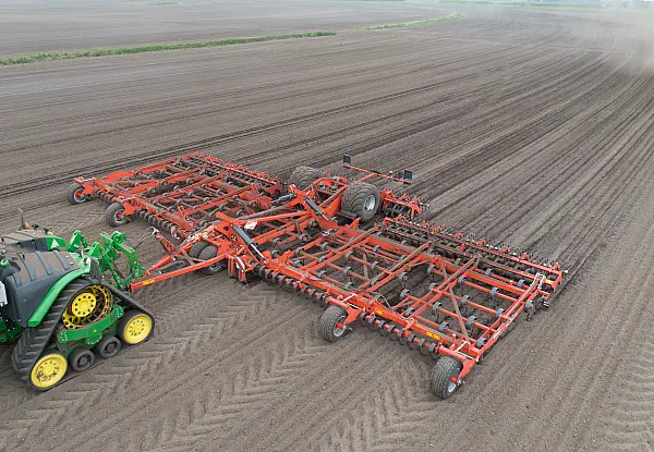 CULTIVATOR PROLANDER 14000 CULTIVATOR PROLANDER 14000