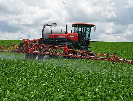 alt_Pulverizatoare Autopropulsate KUHN