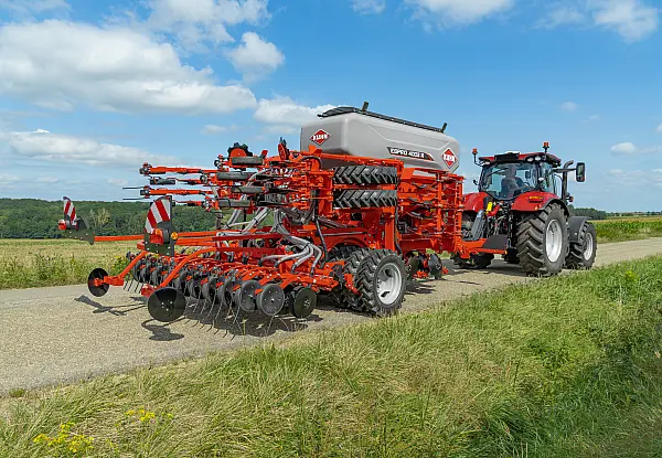 SEMĂNĂTOAREA ESPRO 4002 R TRANSPORT