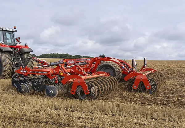 GRAPĂ CU DISCURI OPTIMER L 7500