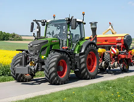 alt_Tractor Seria 500 Vario Gen 4
