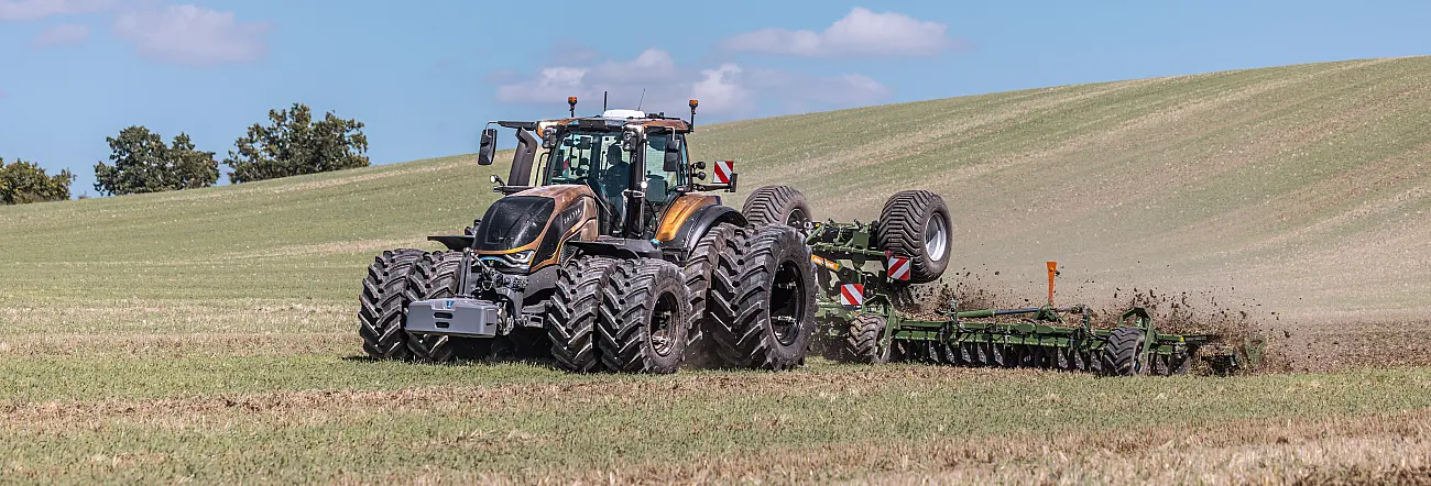 Tractor Seria S6